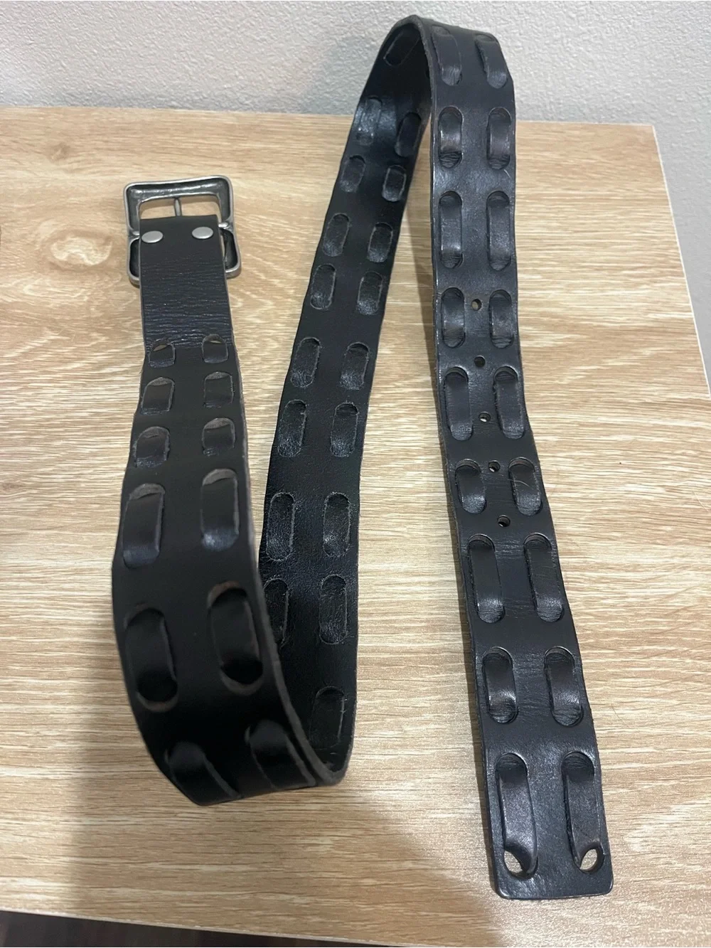 Lucky Brand Black Men’s Leather Belt with Loop Cutout Design